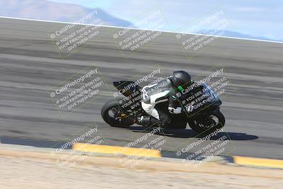 media/Feb-04-2024-SoCal Trackdays (Sun) [[91d6515b1d]]/1-Bowl (950am)/